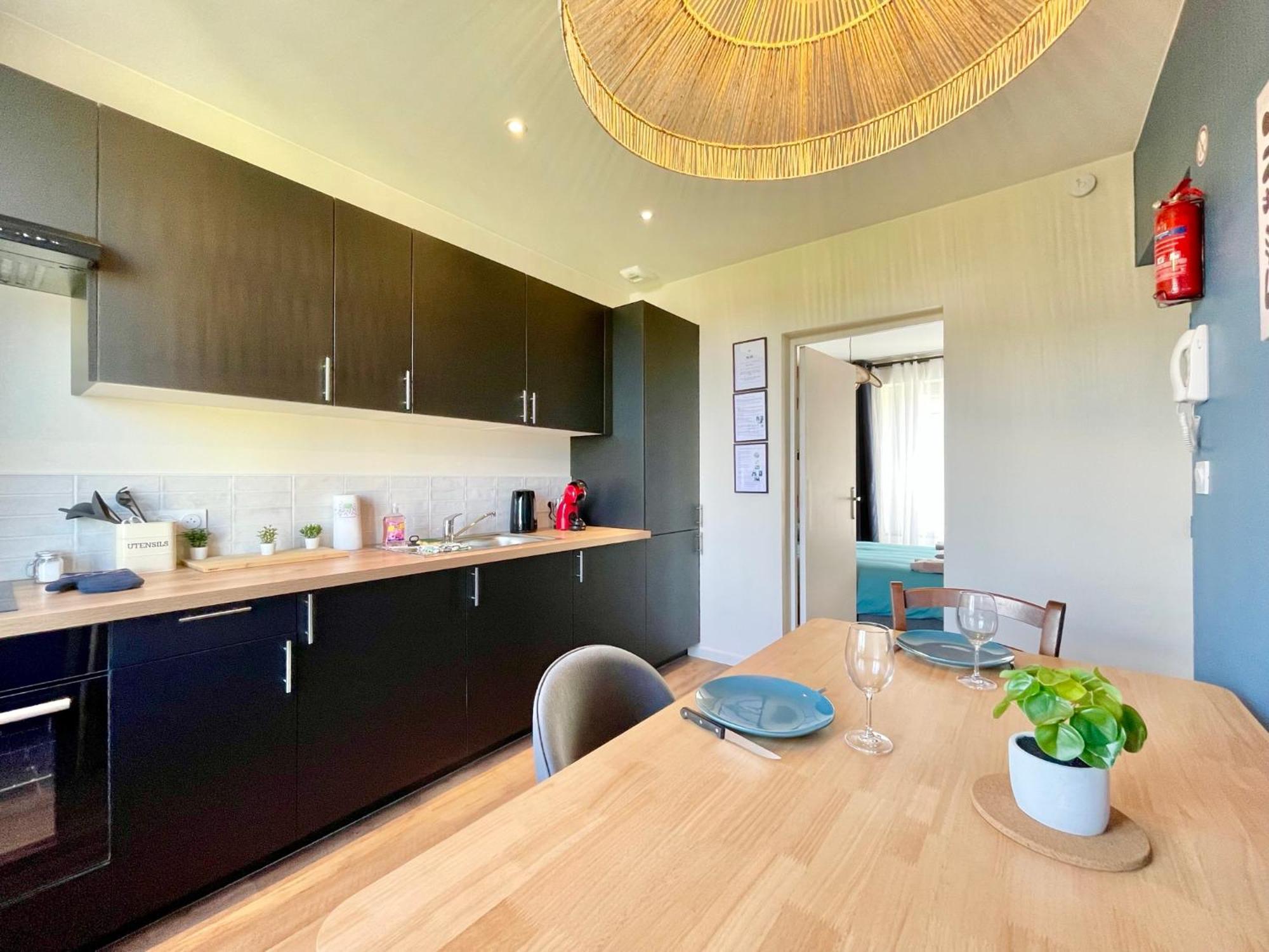 Appartements A Lorient - Tout Confort - Internet Fibre - Nouveau Luaran gambar