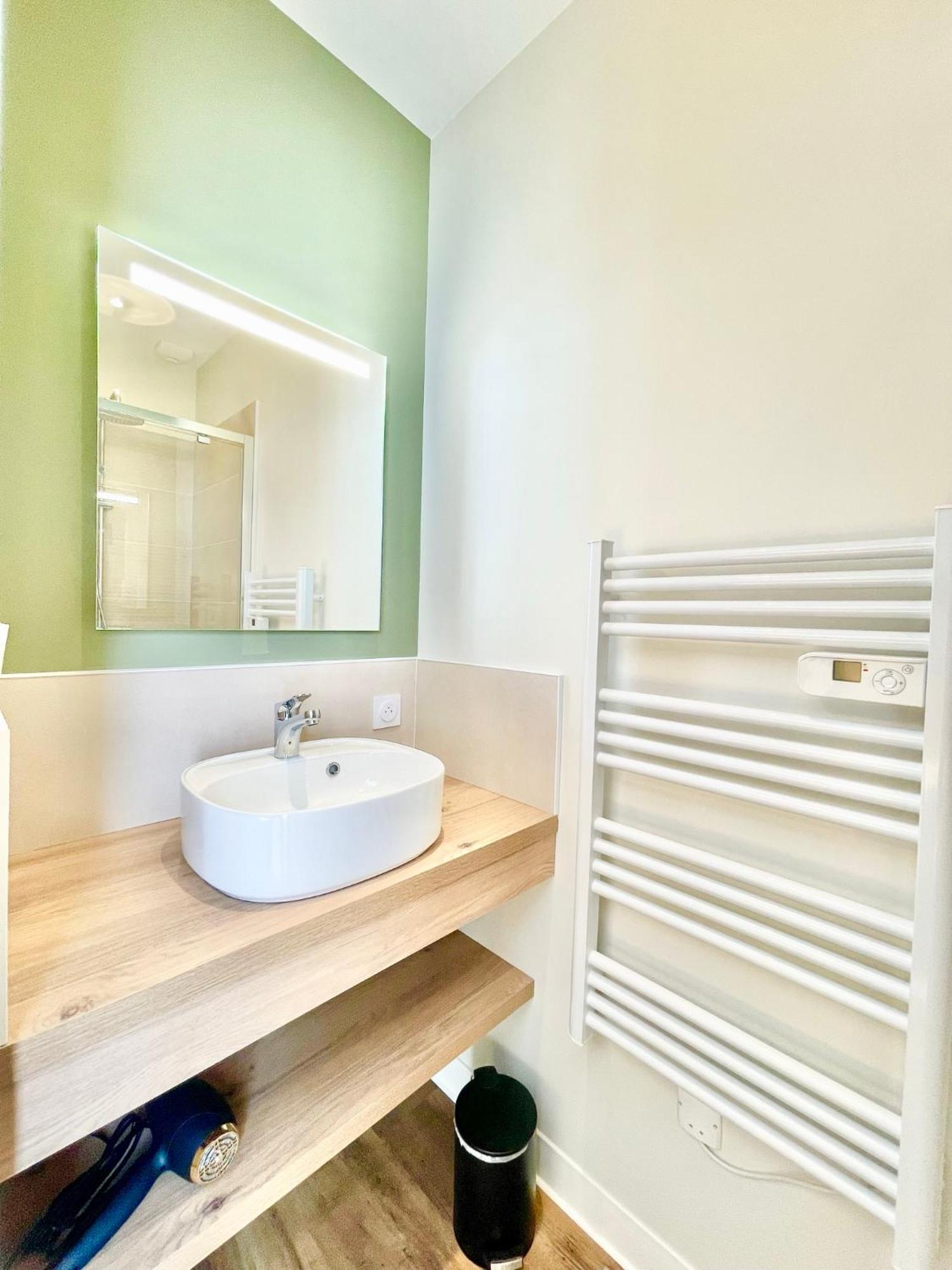 Appartements A Lorient - Tout Confort - Internet Fibre - Nouveau Luaran gambar