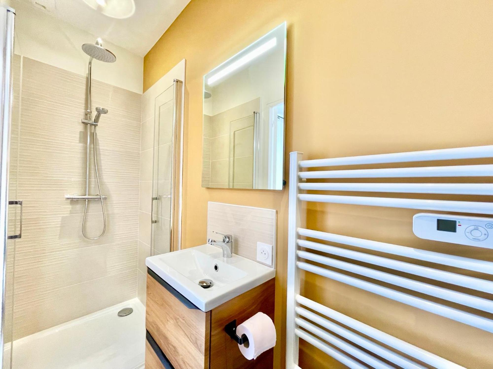 Appartements A Lorient - Tout Confort - Internet Fibre - Nouveau Luaran gambar